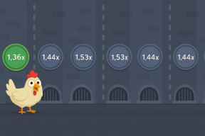 Chicken Road Cross Game Money screenshot