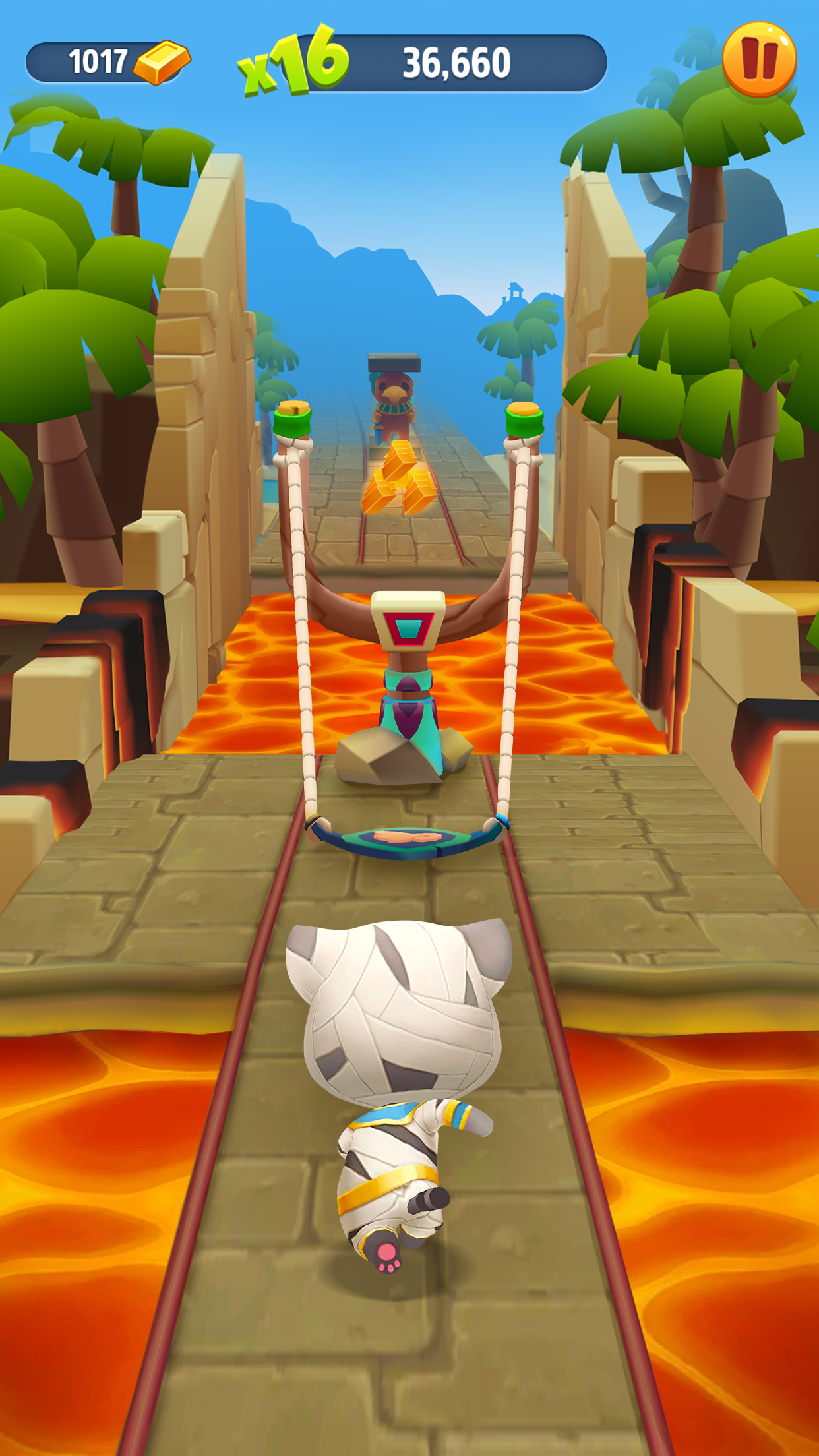 Говорящий Том: бег за золотом APK screenshot